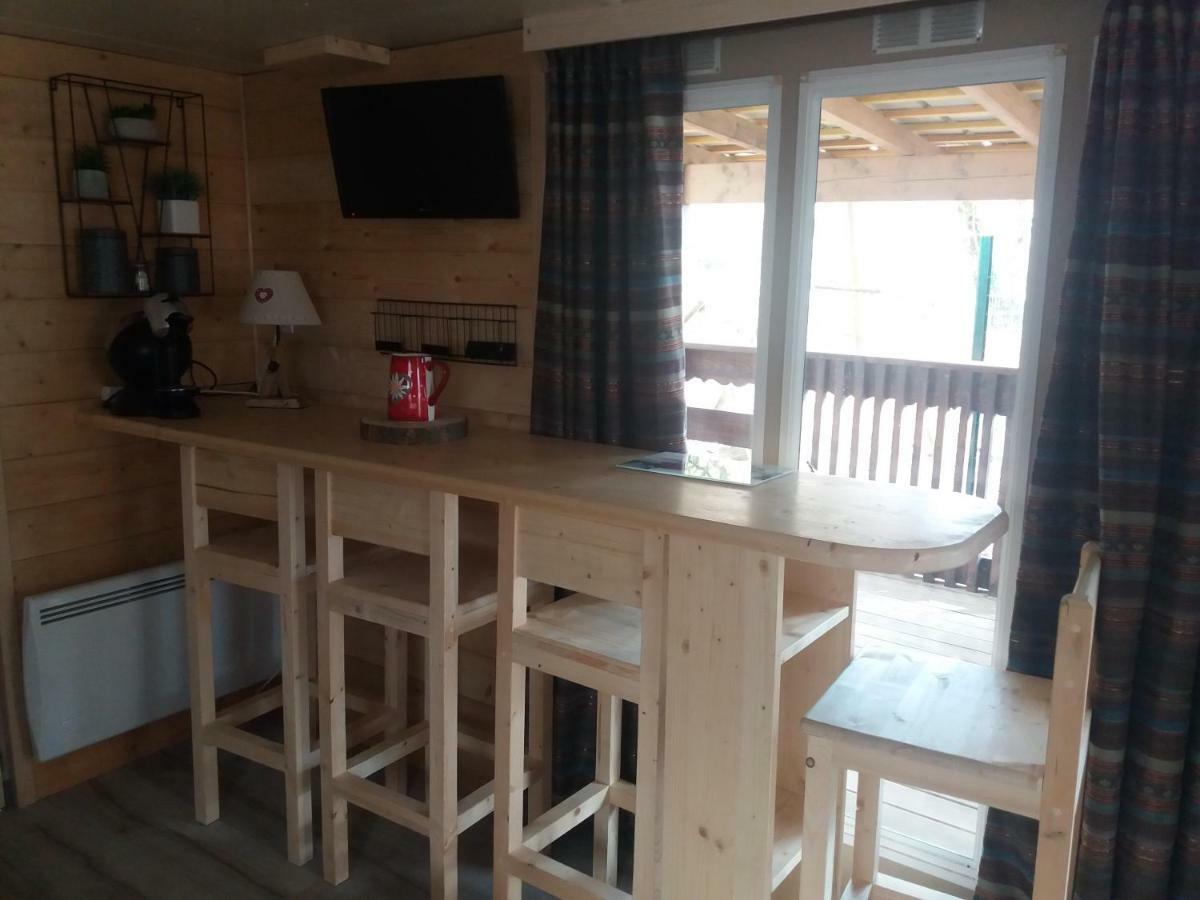 Gite Mobile Home Reamenage A Ugine Entre Albertville Et Annecy Eksteriør bilde